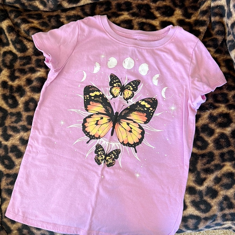 Butterfly tee